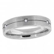 Stainless Steel Mens Cubic Zirconia Center Grooved Brushed Comfort-Fit Band Ring