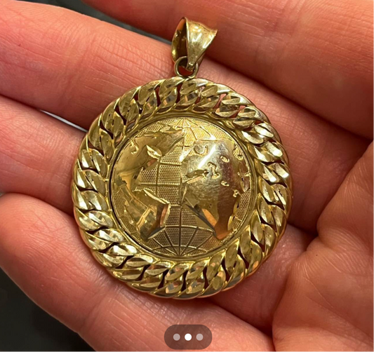 10K Gold Medallion Pendant with Cuban Link Edge